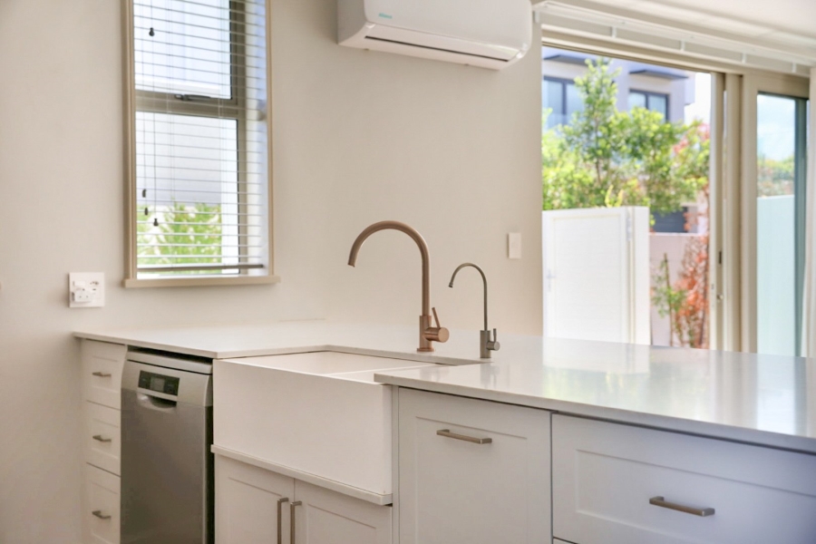 To Let 3 Bedroom Property for Rent in Kingswood Golf Estate Western Cape